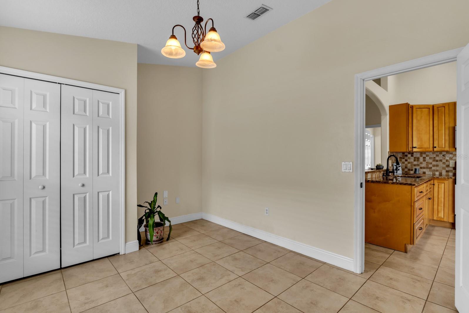 2978 COOL BREEZE CIR