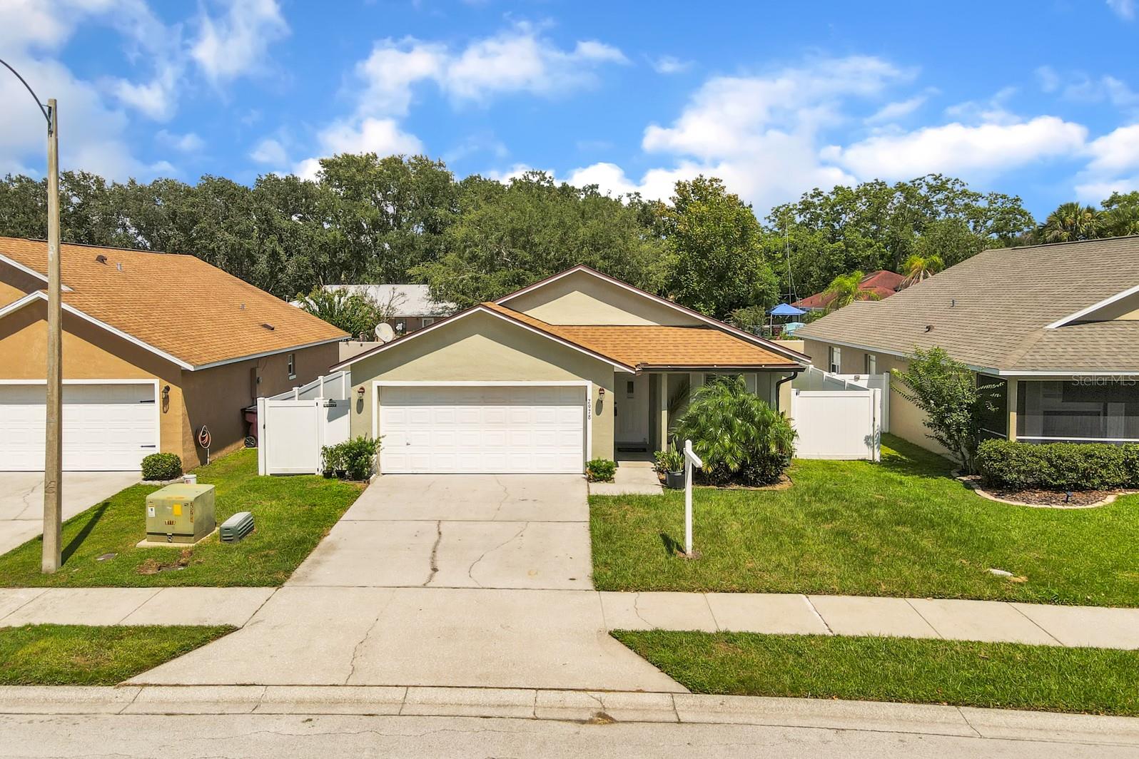 2978 COOL BREEZE CIR