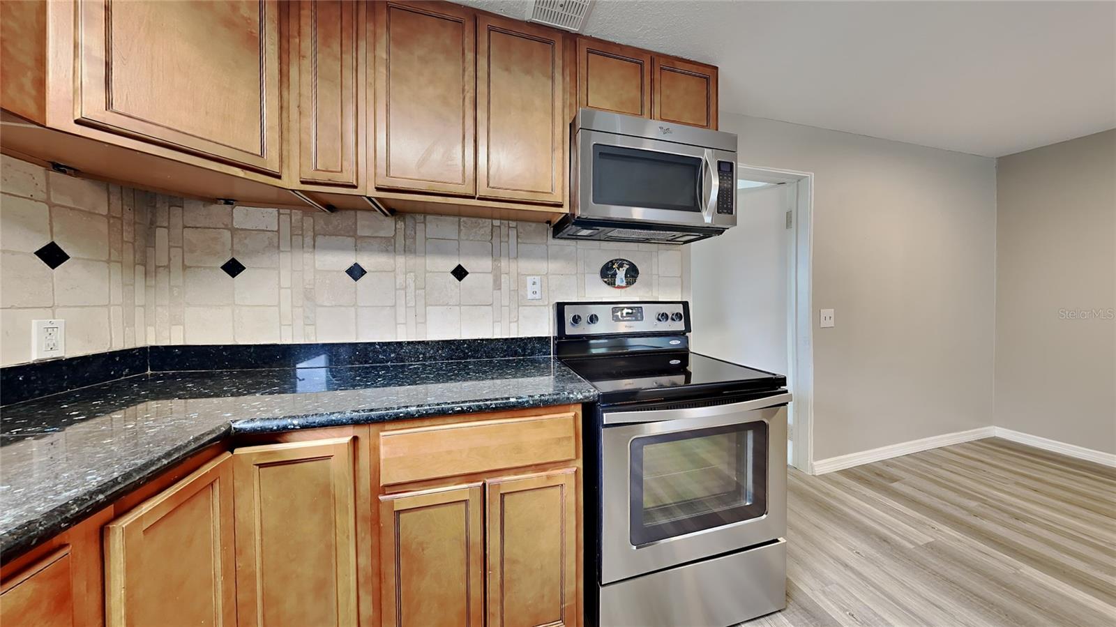 1522 MASSACHUSETTS AVE