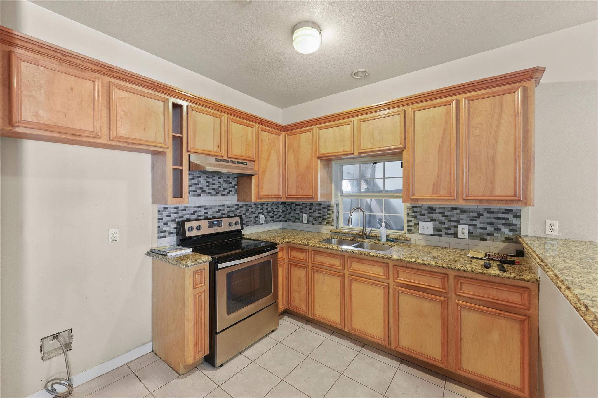 22913 Colorado Drive