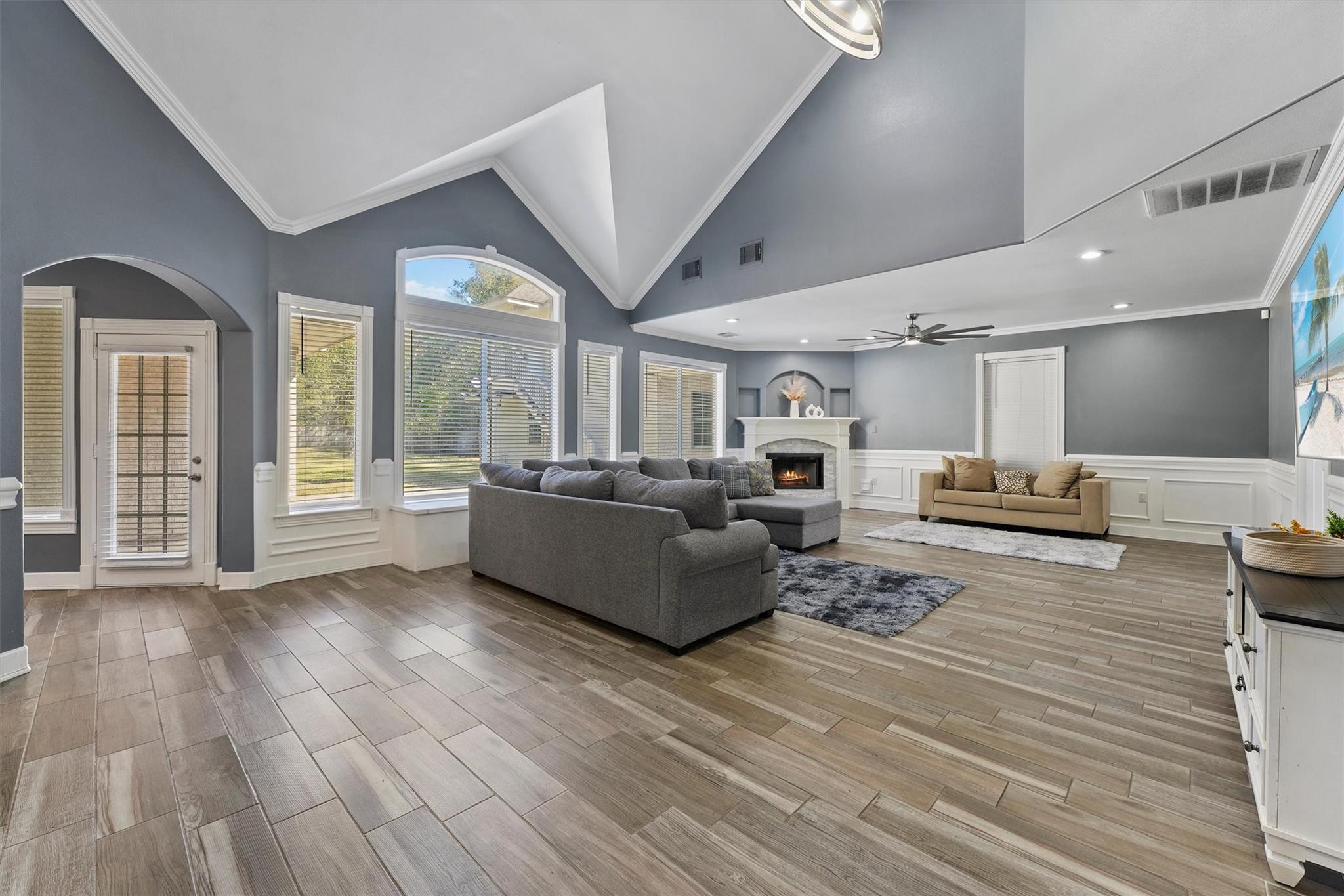 22913 Colorado Drive