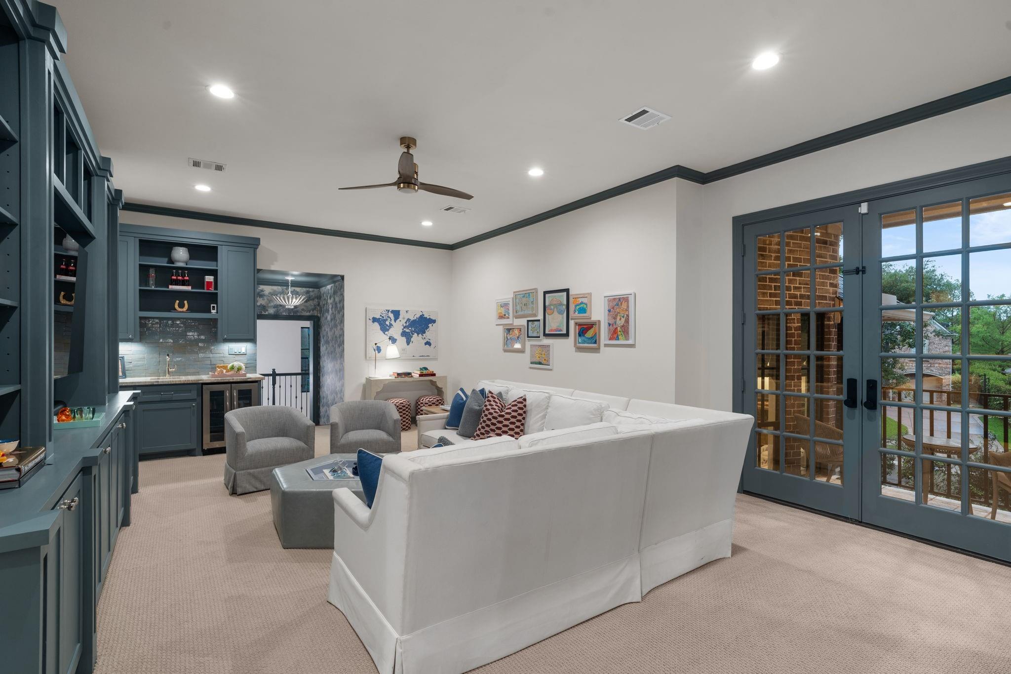 64 Glen Loch Court