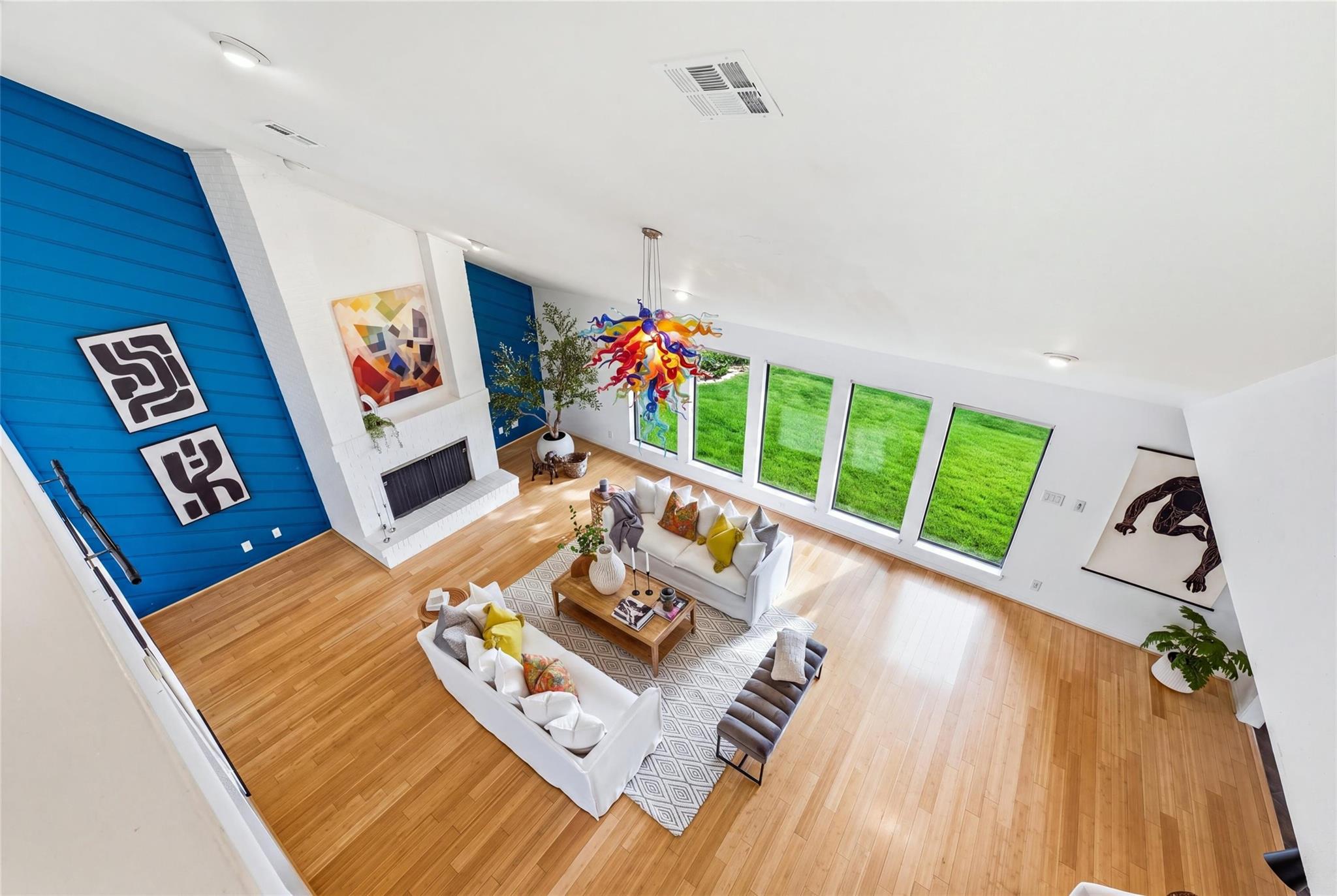 8 Quintana Drive