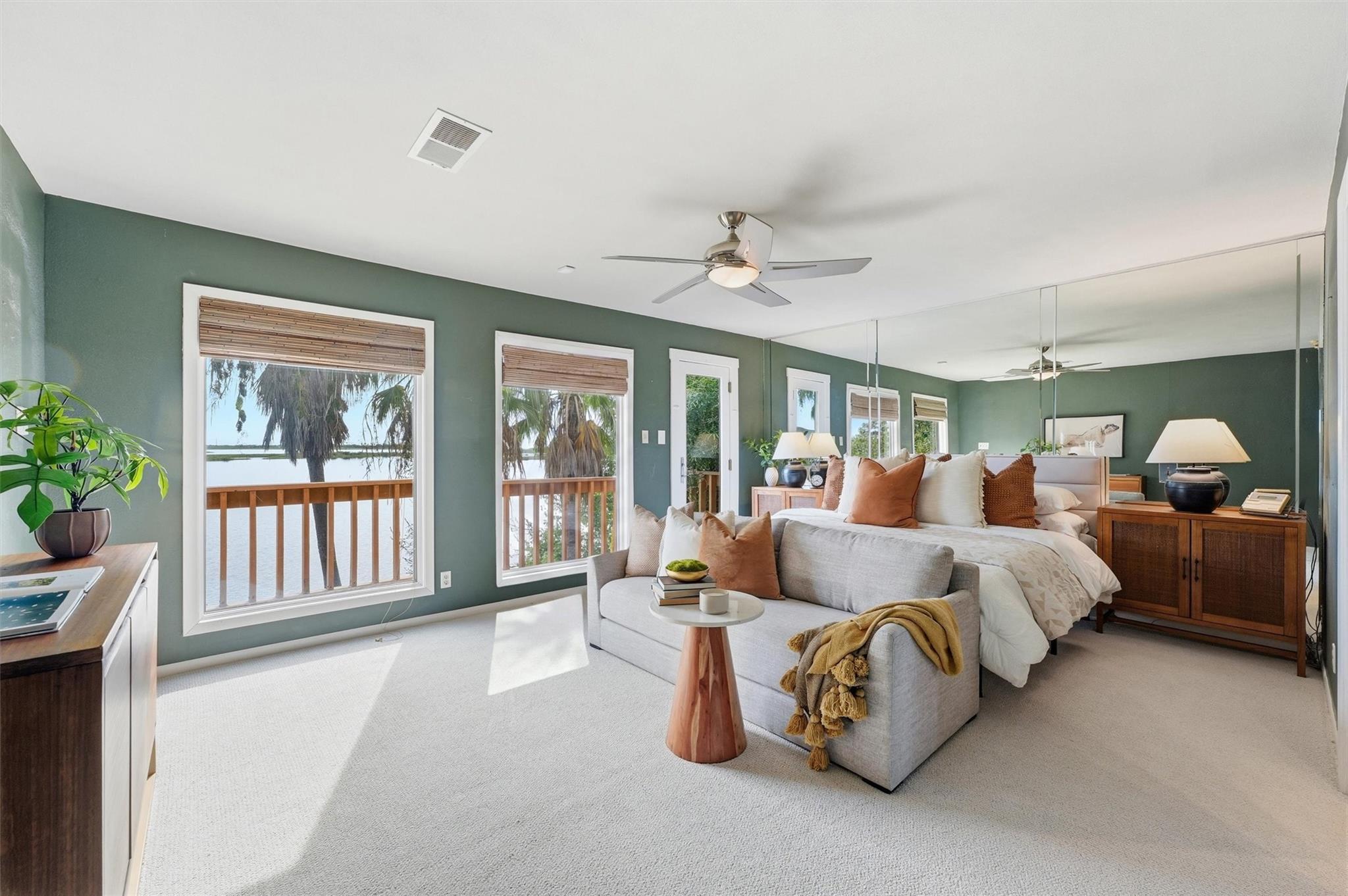 8 Quintana Drive