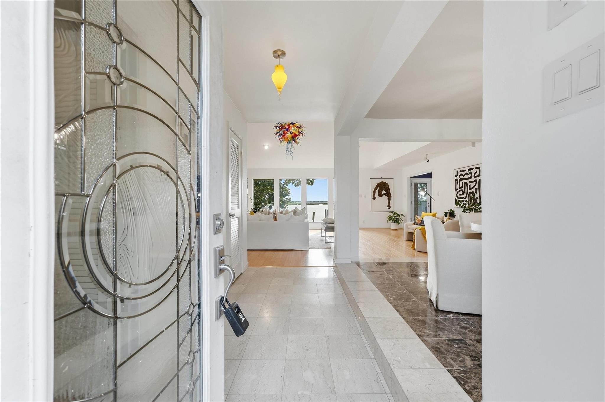 8 Quintana Drive