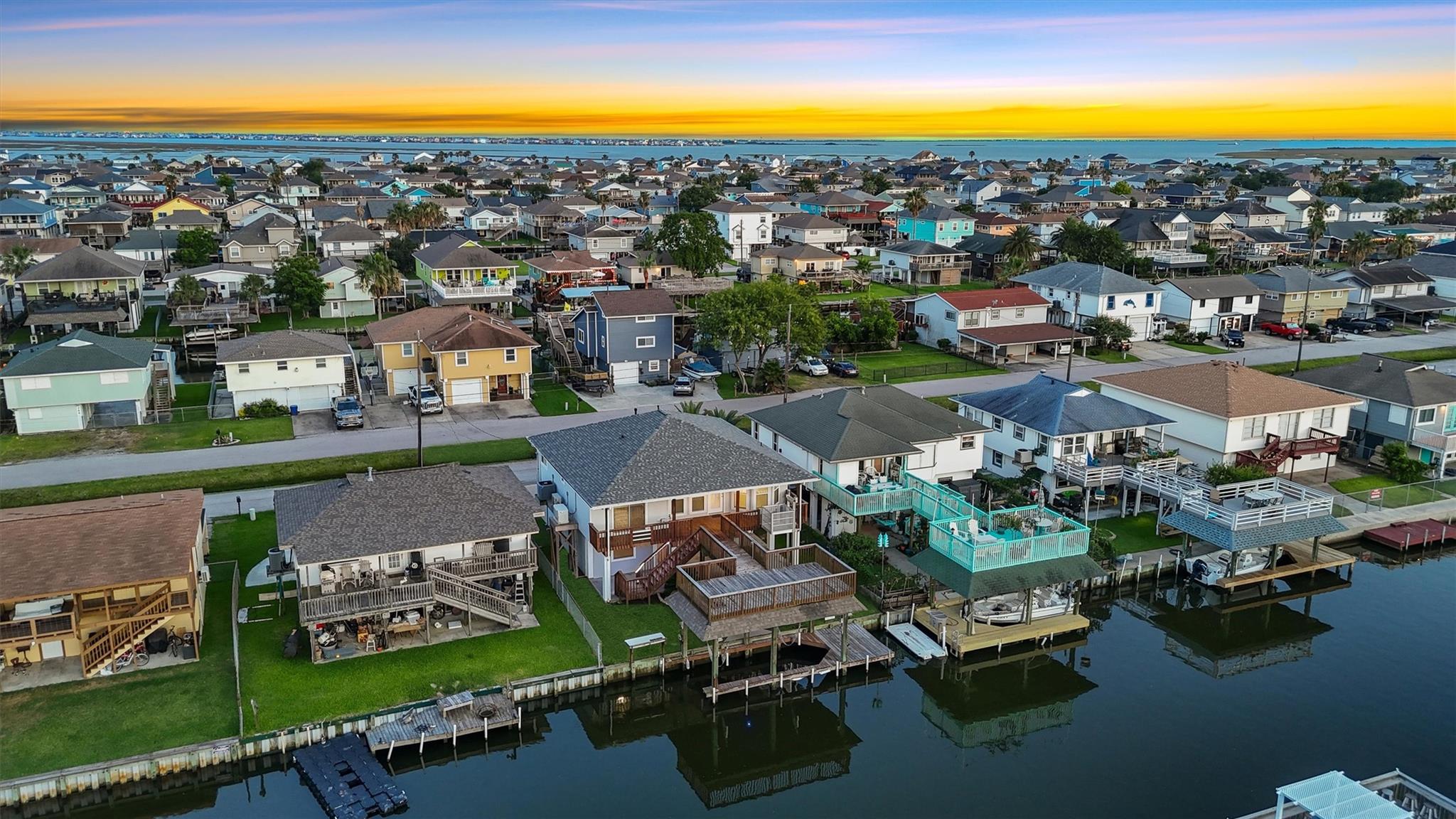 297 Ling, Bayou Vista