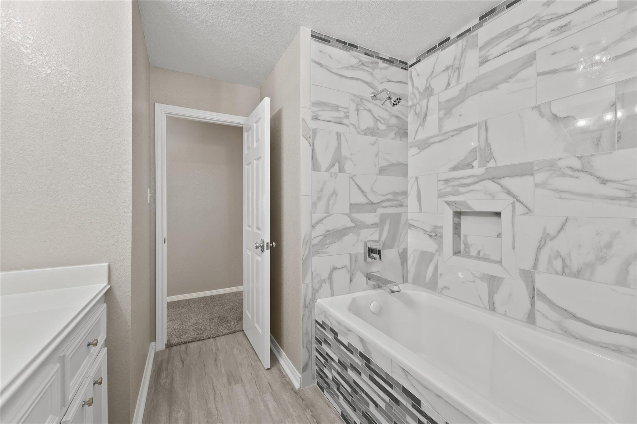 297 Ling, Bayou Vista