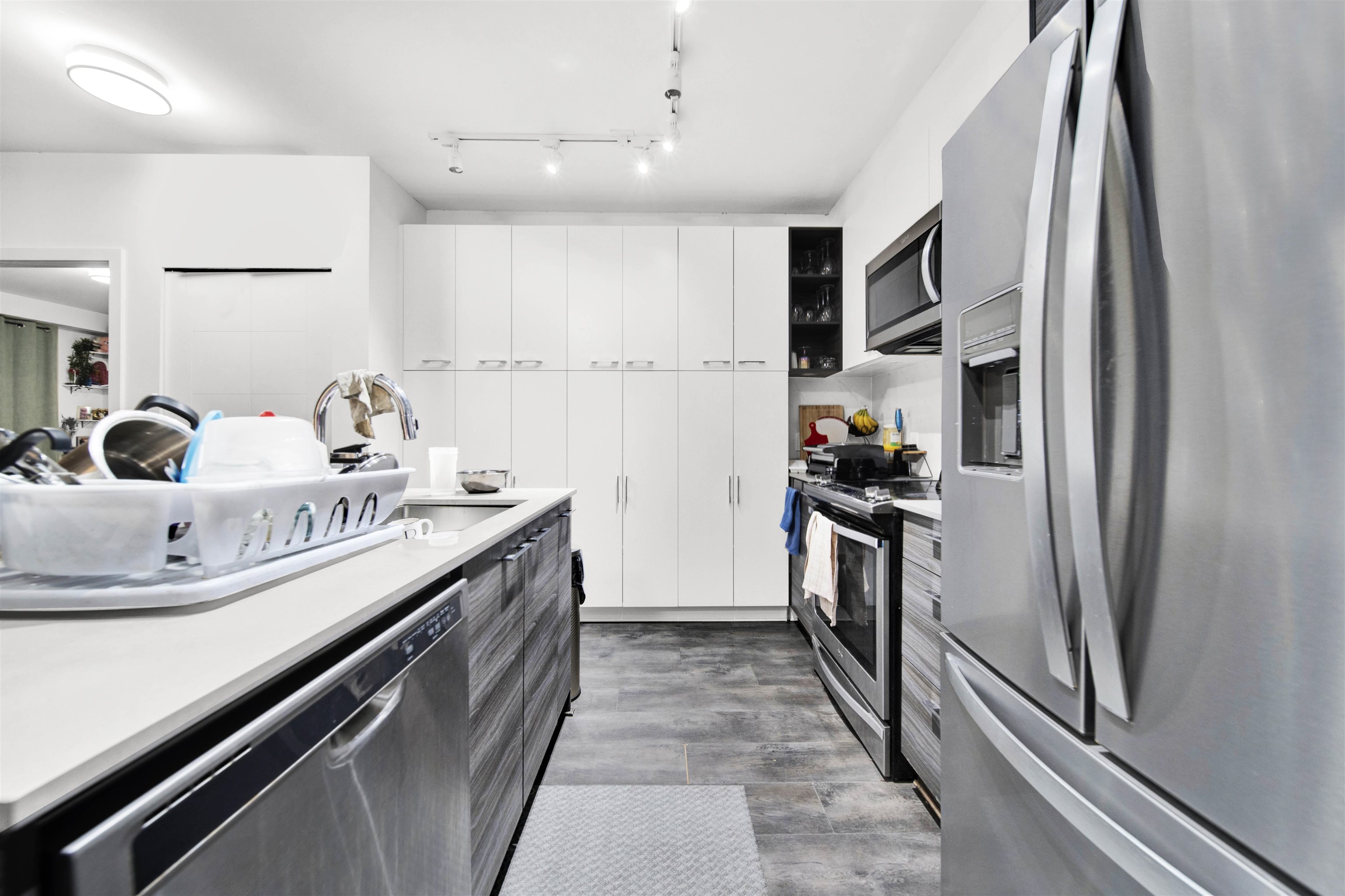 115-13963 105 Boulevard Unit: 115