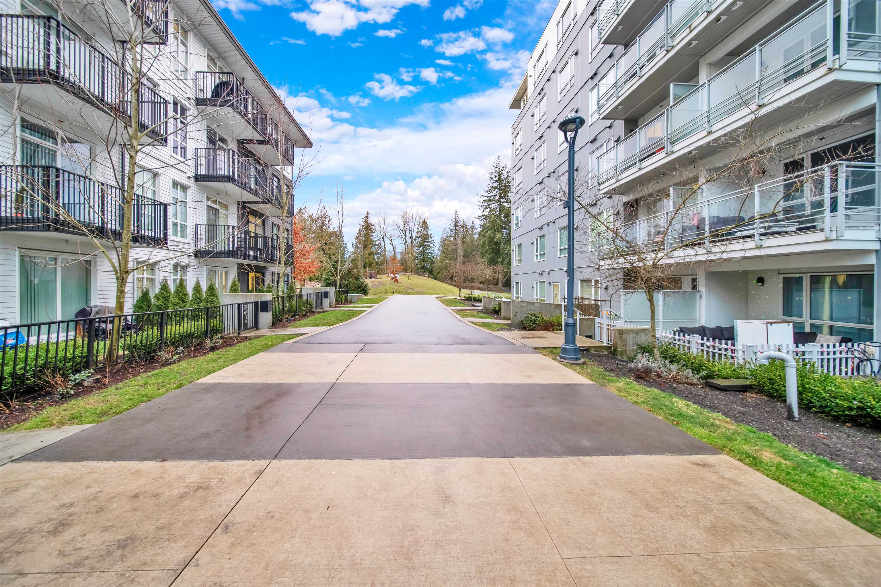 115-13963 105 Boulevard Unit: 115