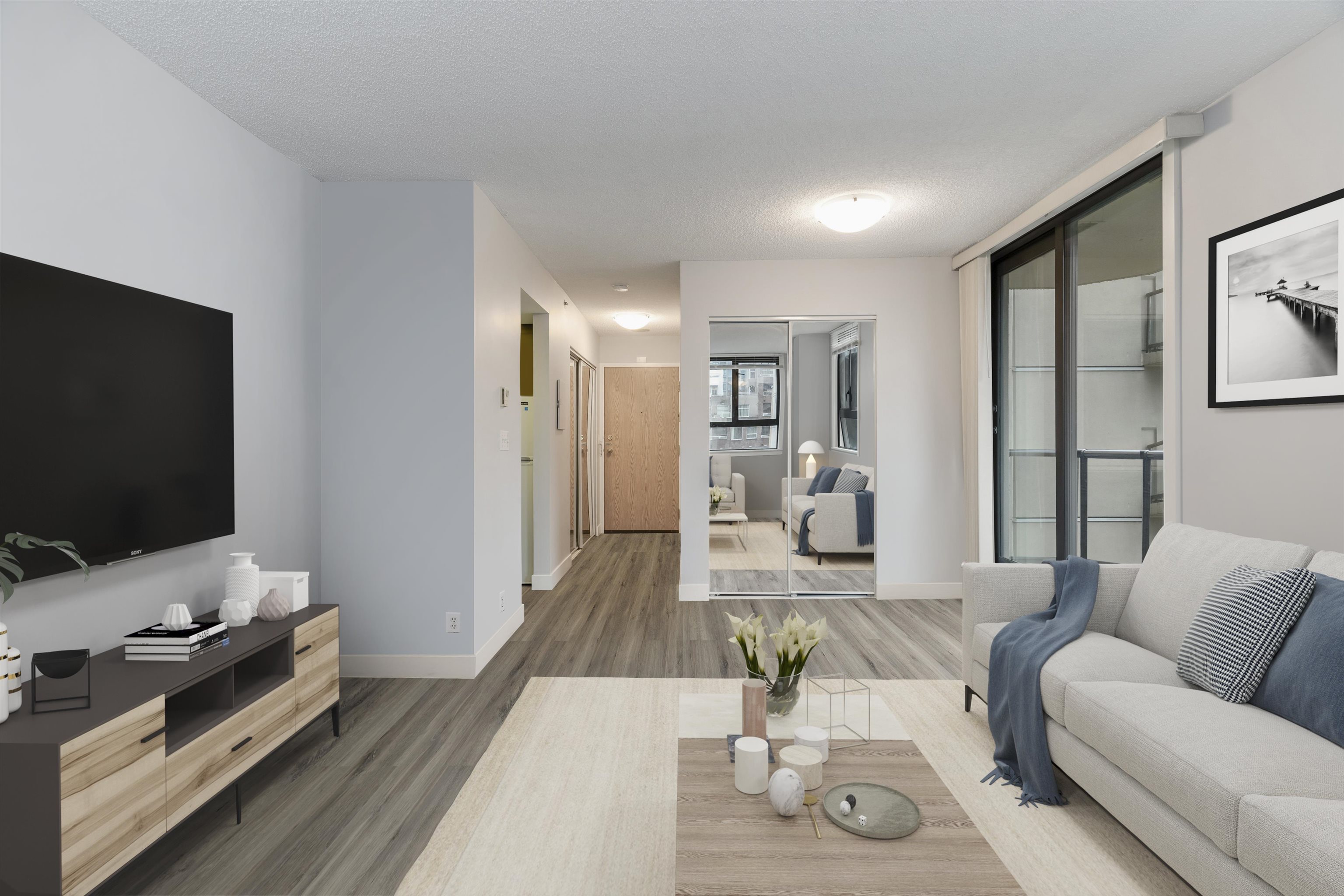 408-789 Drake Street Unit: 408