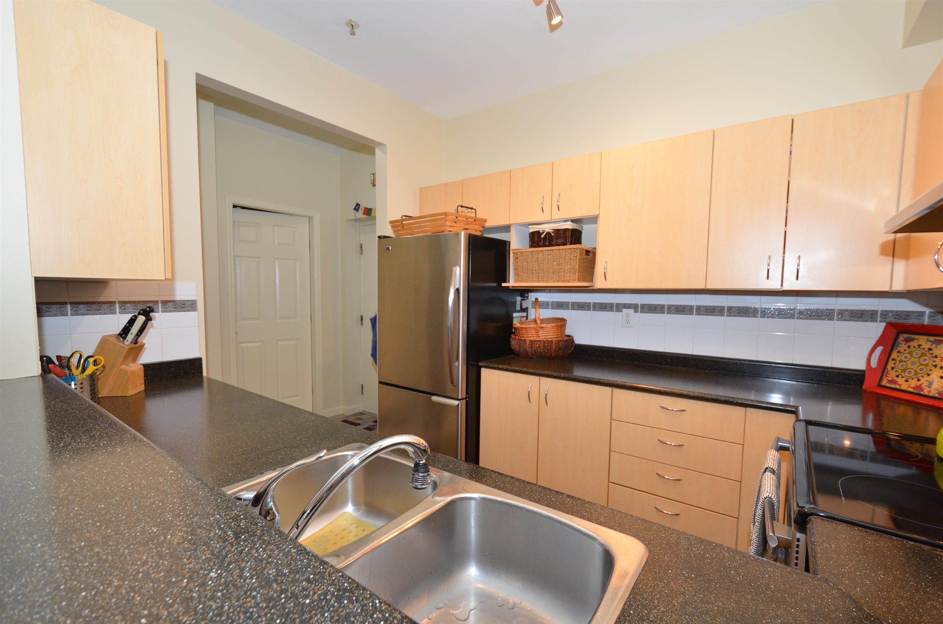 7-123 Seventh Street Unit: 7