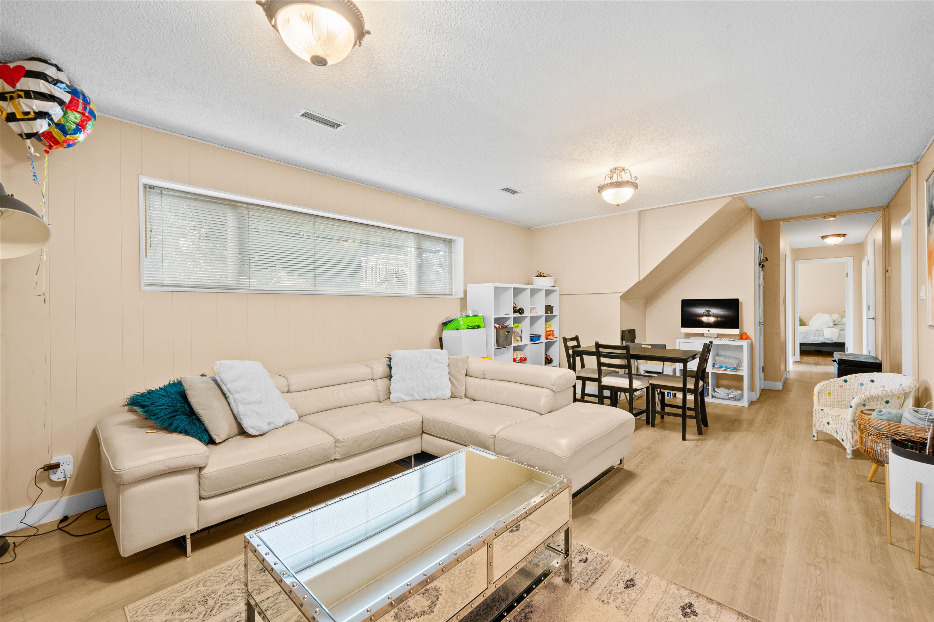 6565 Sumas Drive