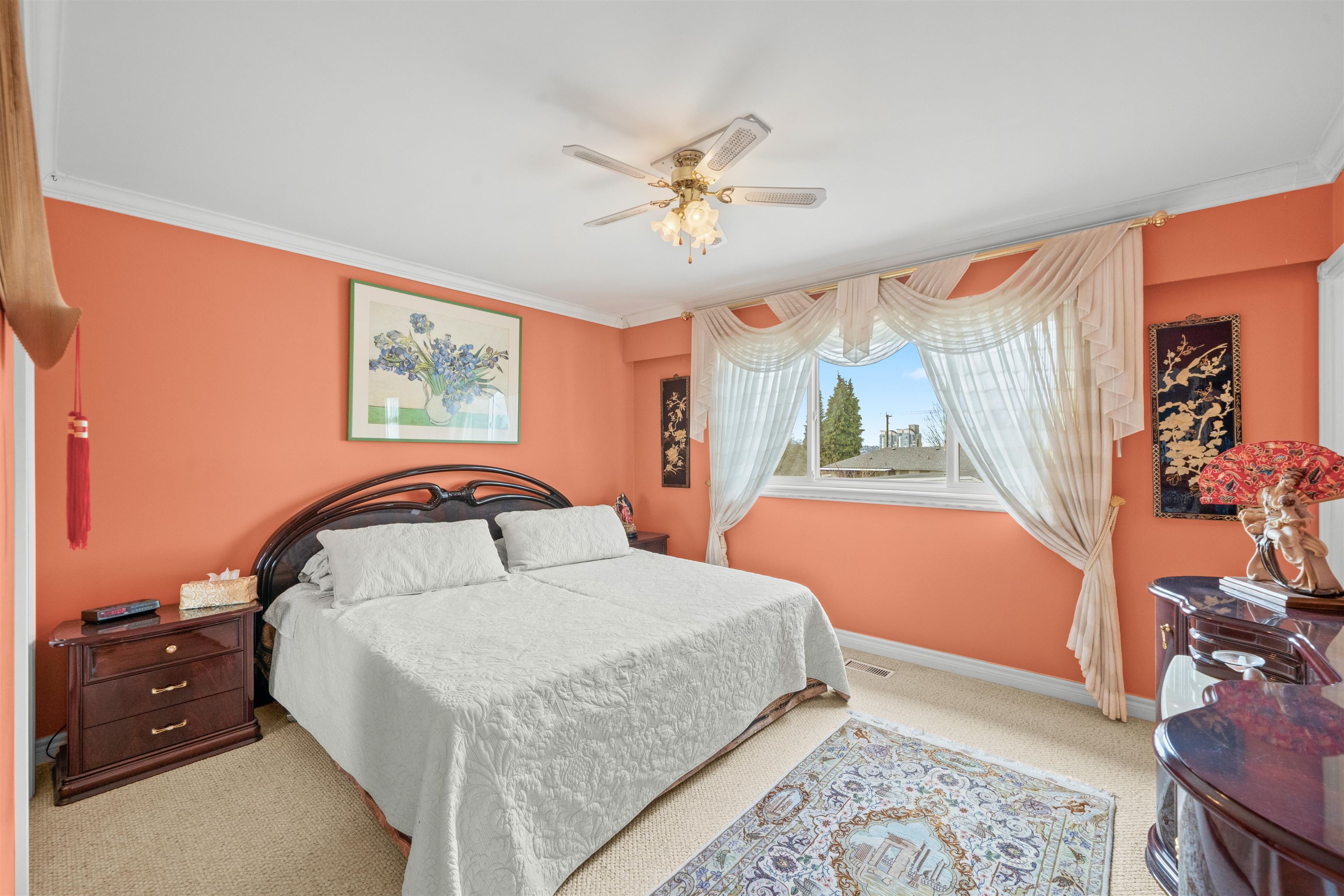 6565 Sumas Drive