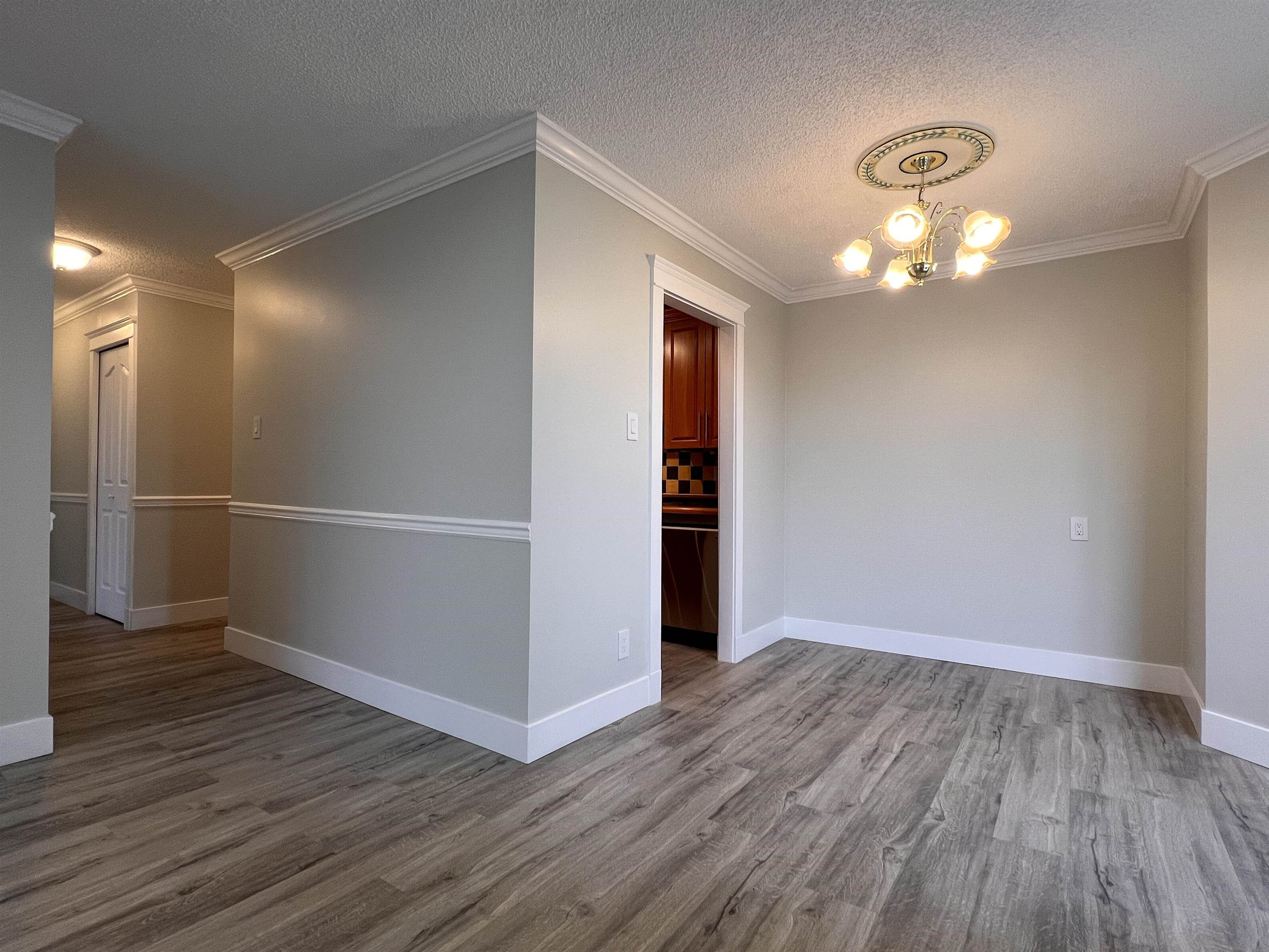 902-710 Seventh Avenue Unit: 902