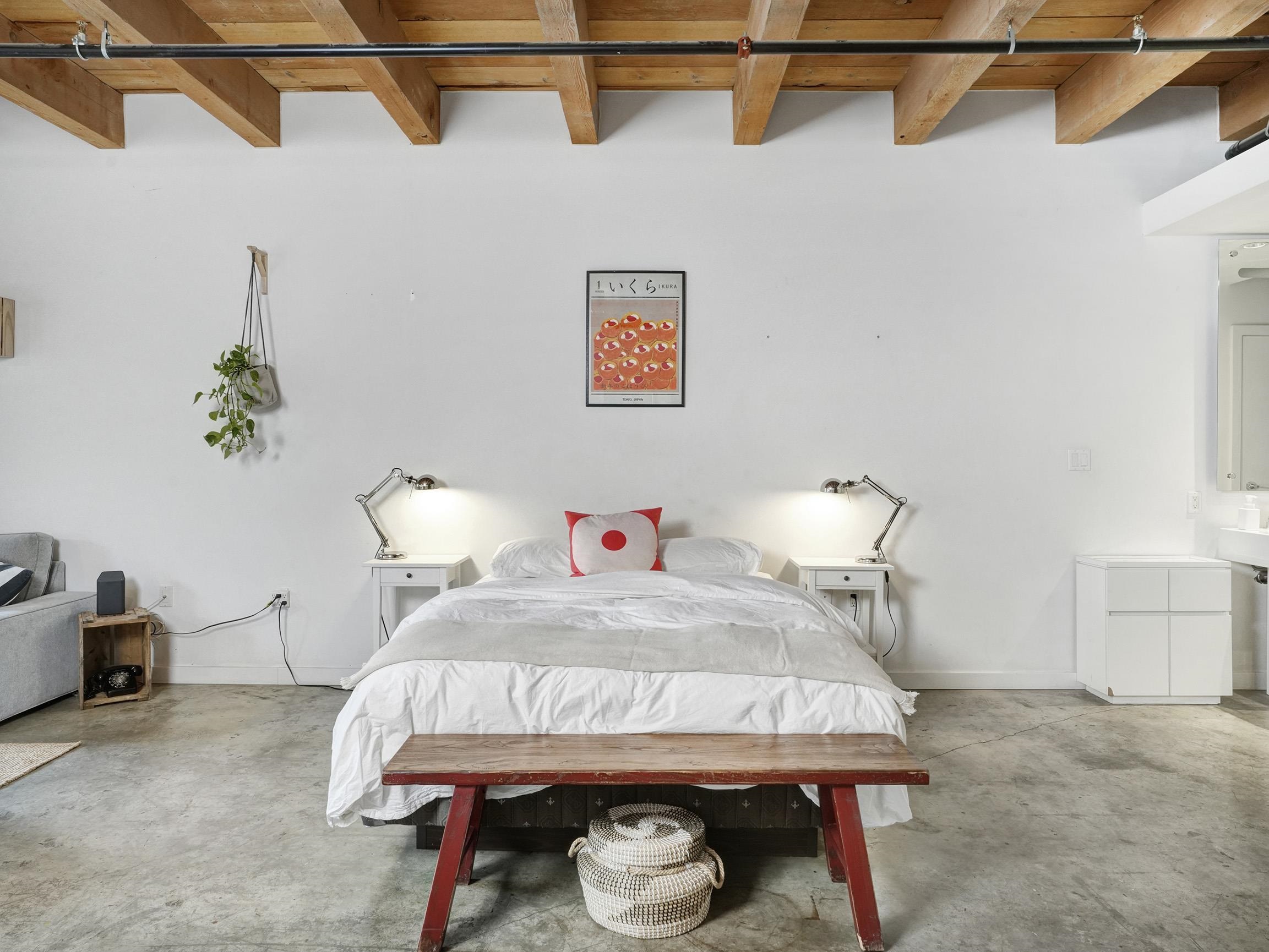 212 55 E CORDOVA STREET Unit: 212