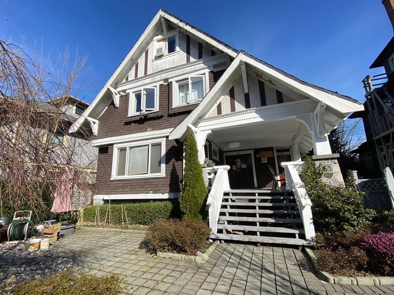 387 W 13TH AVENUE