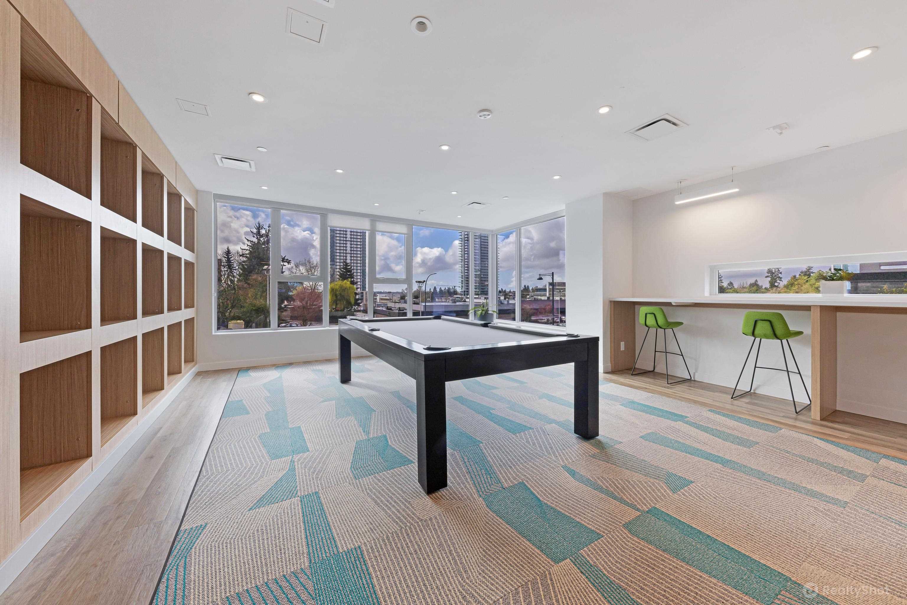 1909 13655 FRASER HIGHWAY Unit: 1909