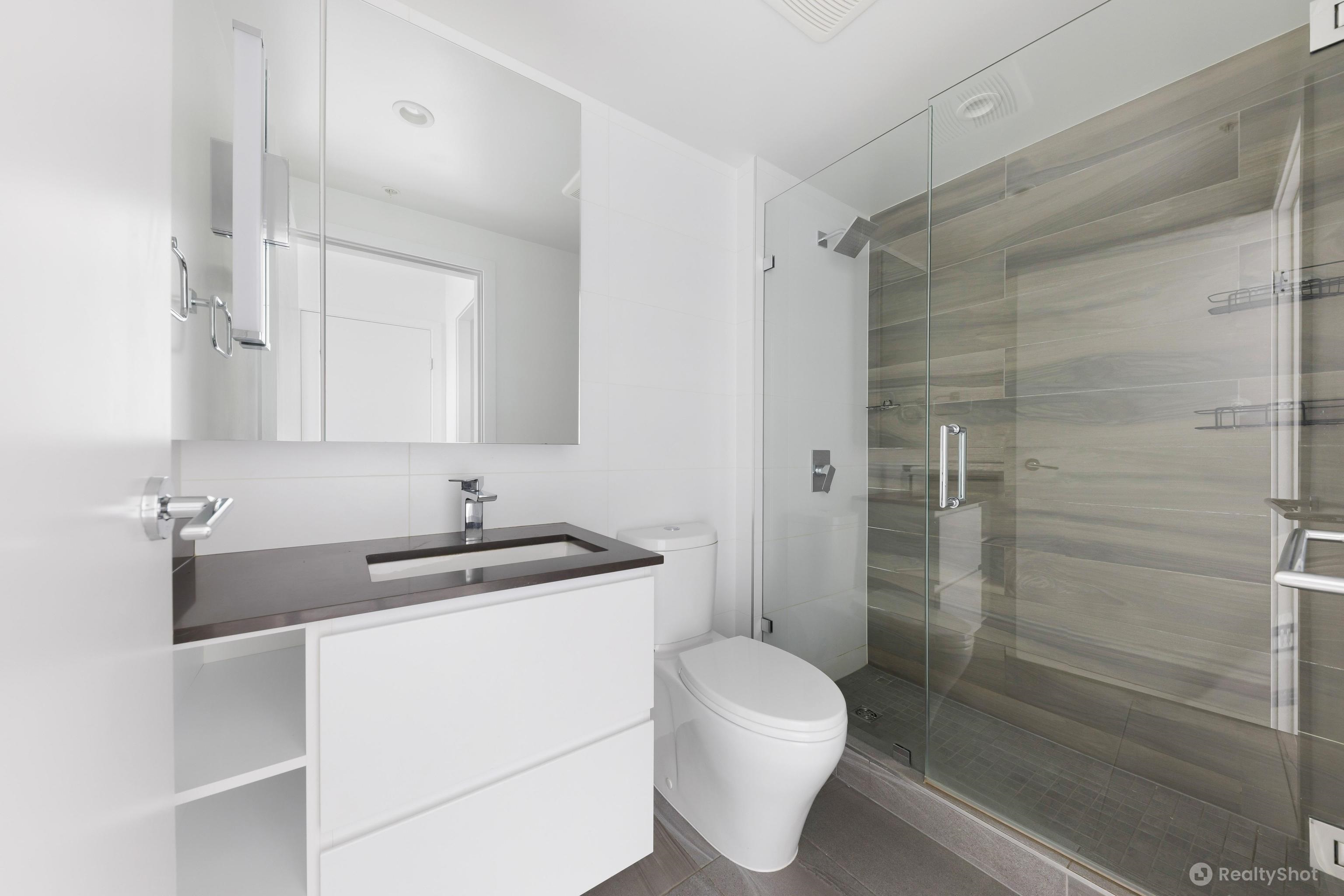 1909 13655 FRASER HIGHWAY Unit: 1909