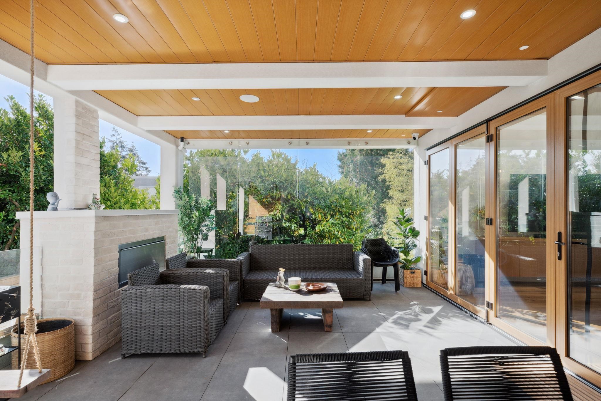 828 STEVENS STREET