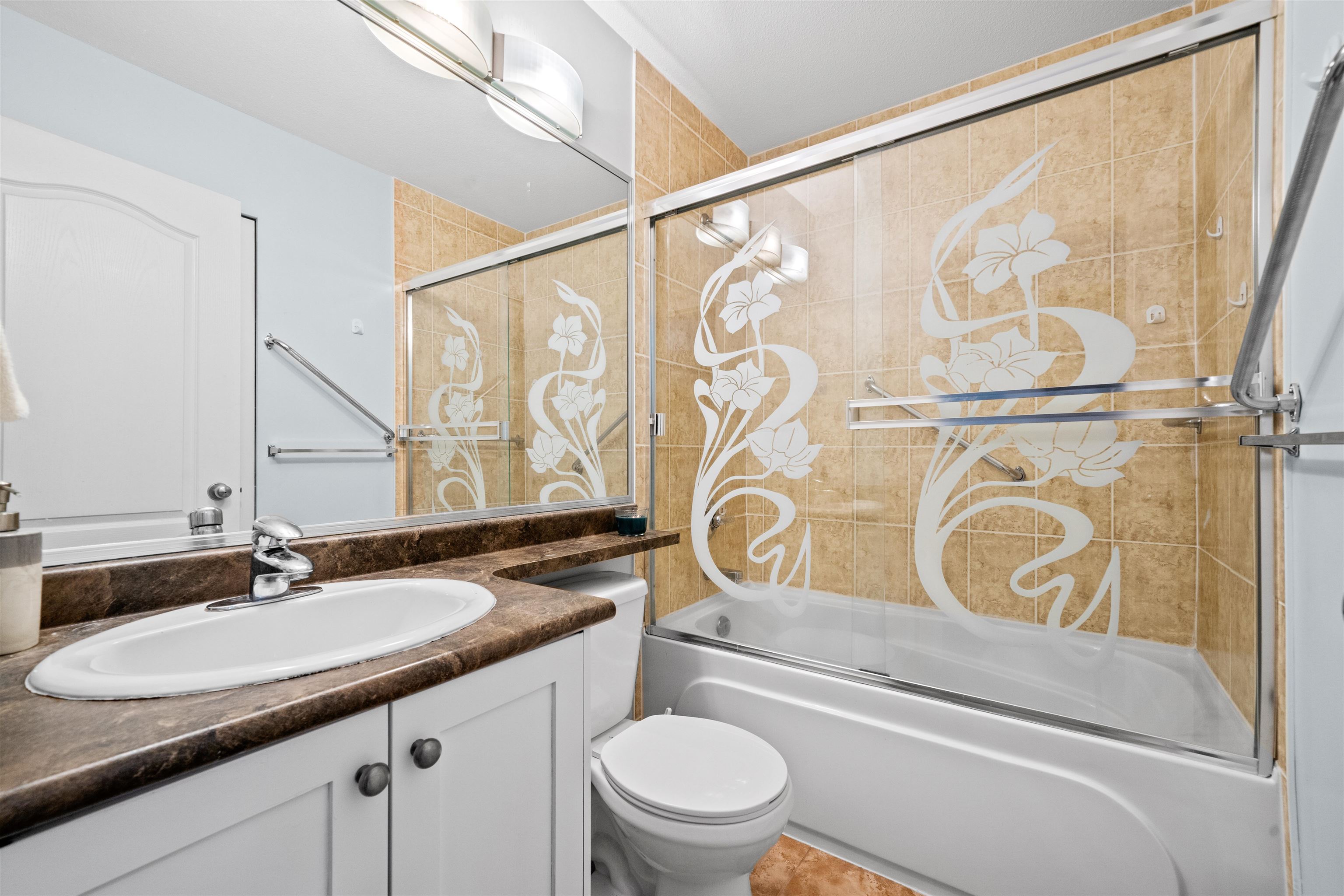 10 13528 96 AVENUE Unit: 10