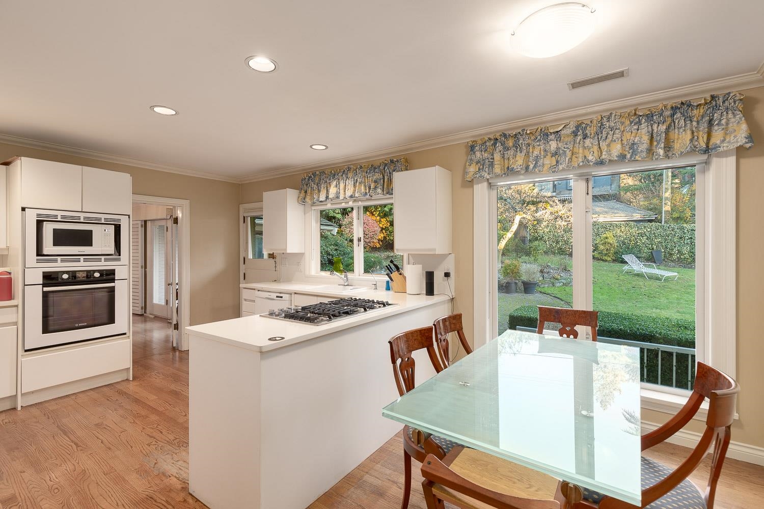 6456 MACKENZIE PLACE