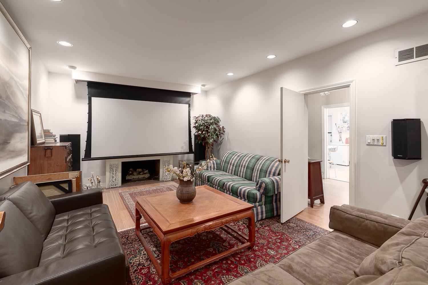 6456 MACKENZIE PLACE
