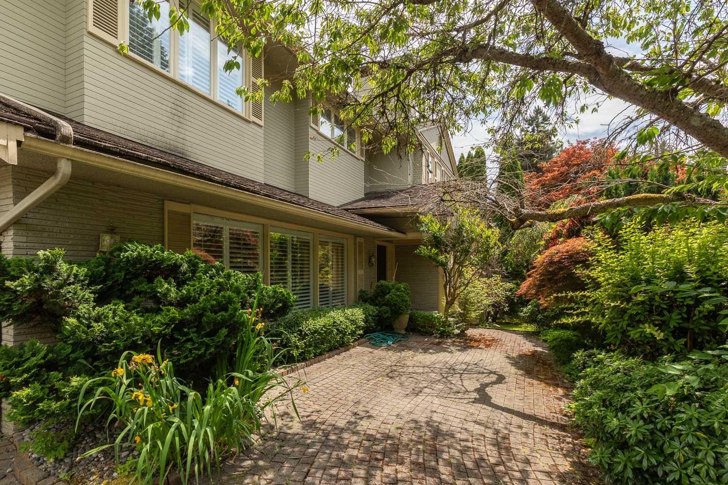 6456 MACKENZIE PLACE