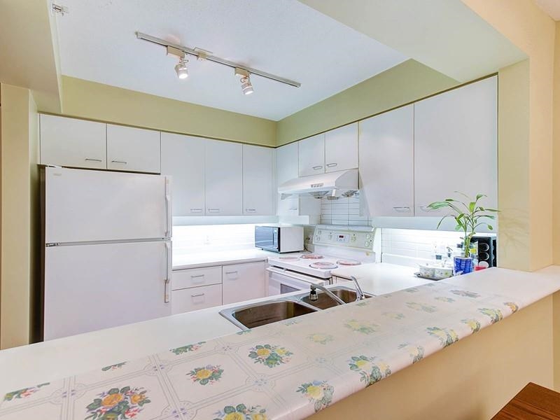 303 7380 ELMBRIDGE WAY Unit: 303