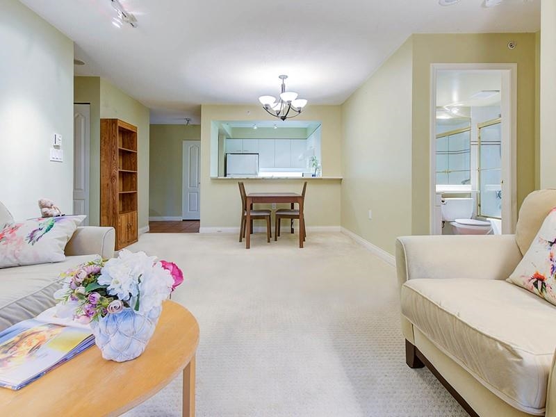 303 7380 ELMBRIDGE WAY Unit: 303