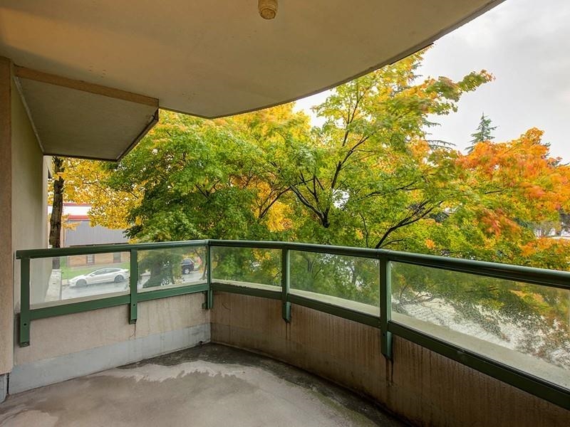 303 7380 ELMBRIDGE WAY Unit: 303