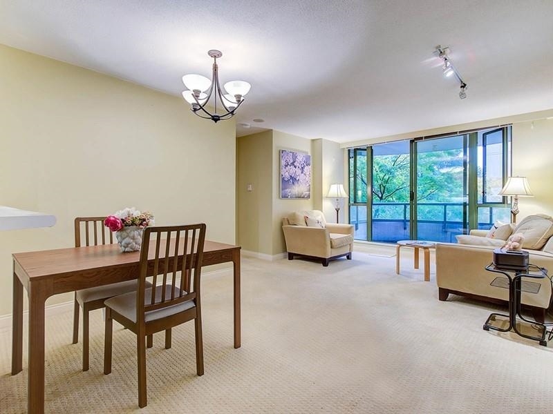 303 7380 ELMBRIDGE WAY Unit: 303