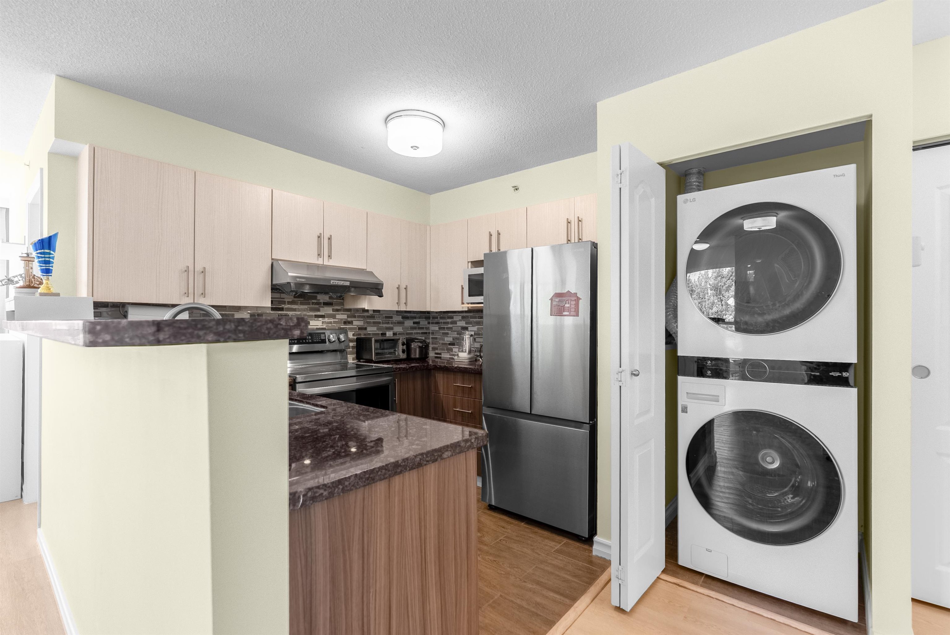 405 8297 SABA ROAD Unit: 405