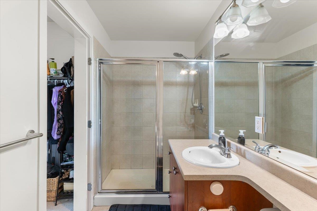 415 10180 153 STREET Unit: 415
