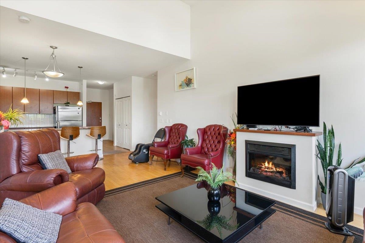 415 10180 153 STREET Unit: 415