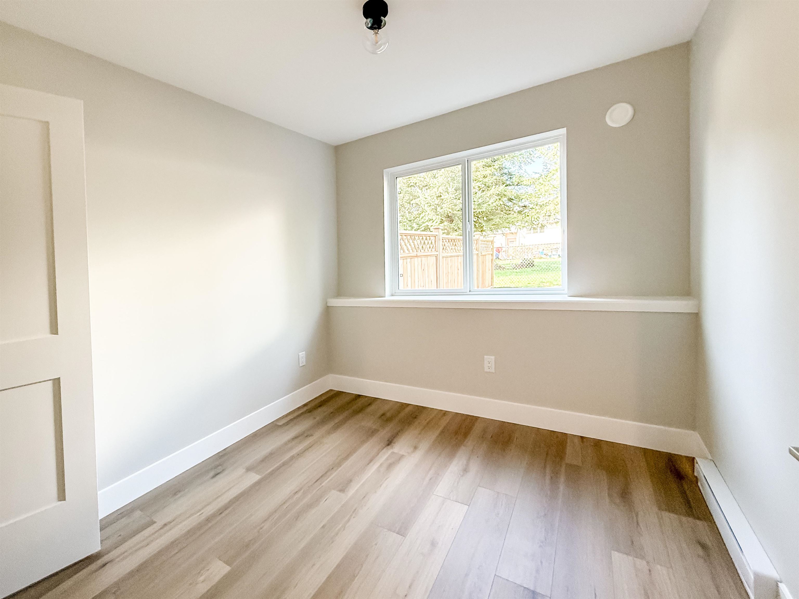 A 31435 121 AVENUE Unit: A