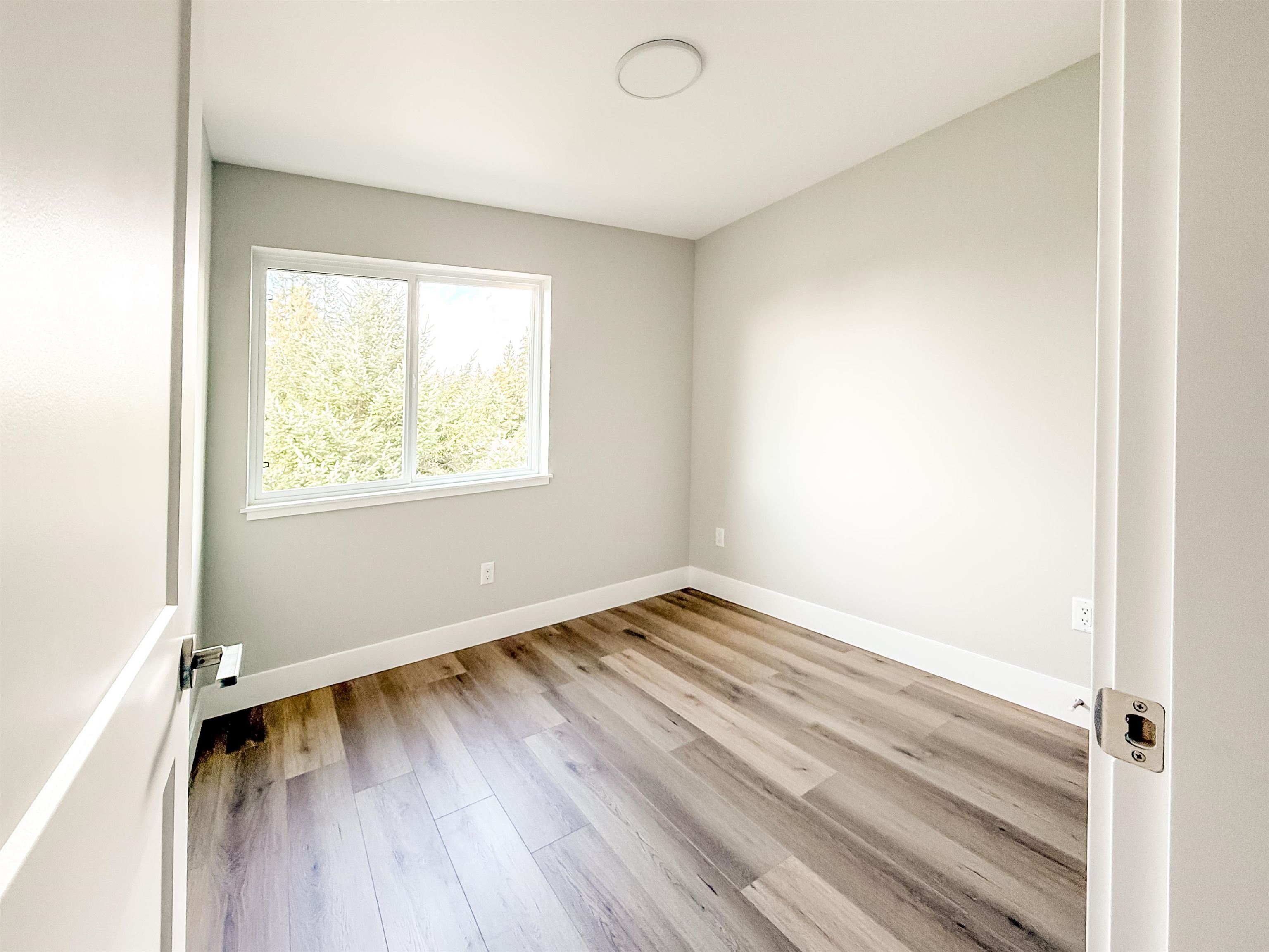 A 31435 121 AVENUE Unit: A