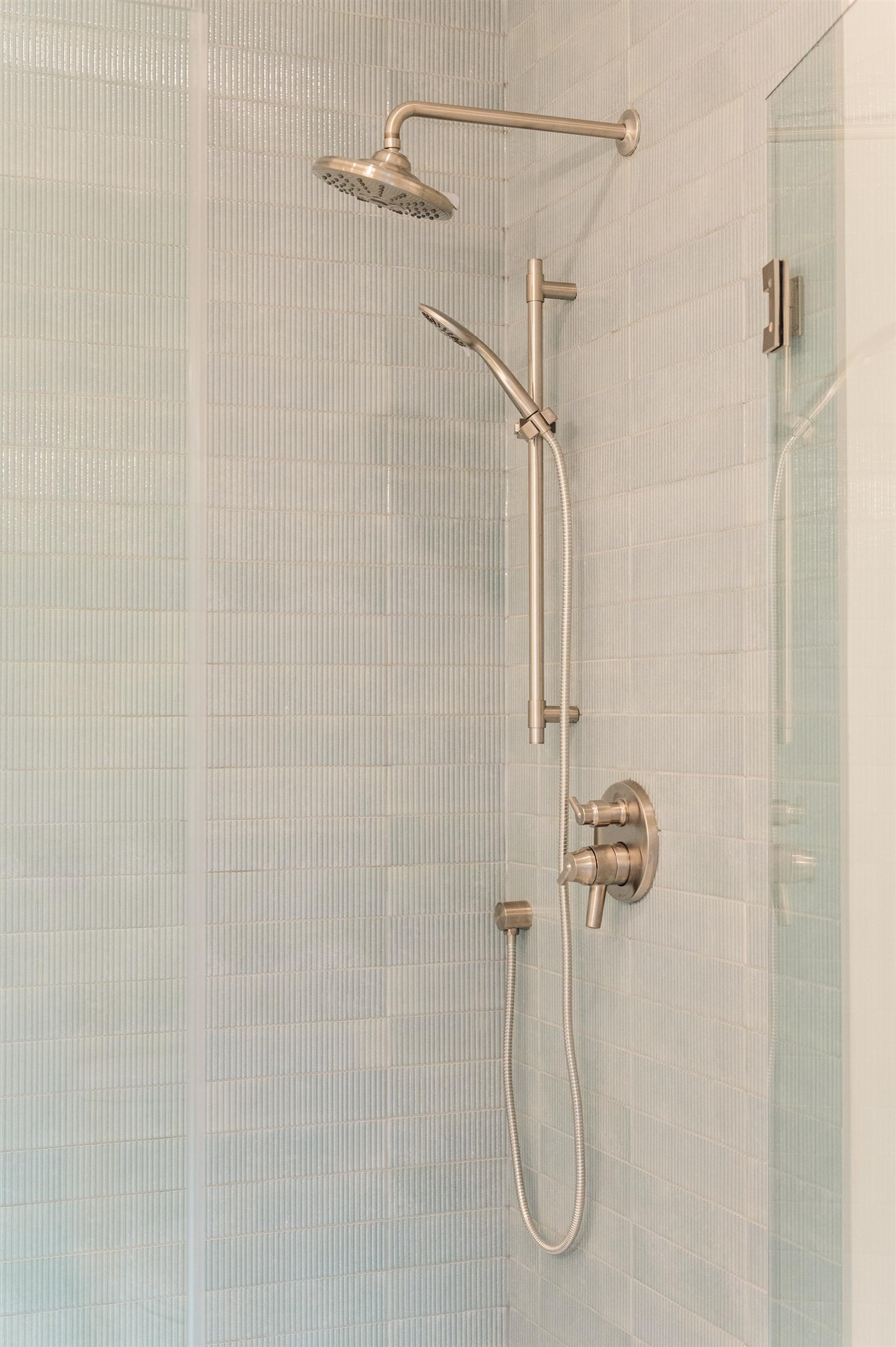 A 31435 121 AVENUE Unit: A