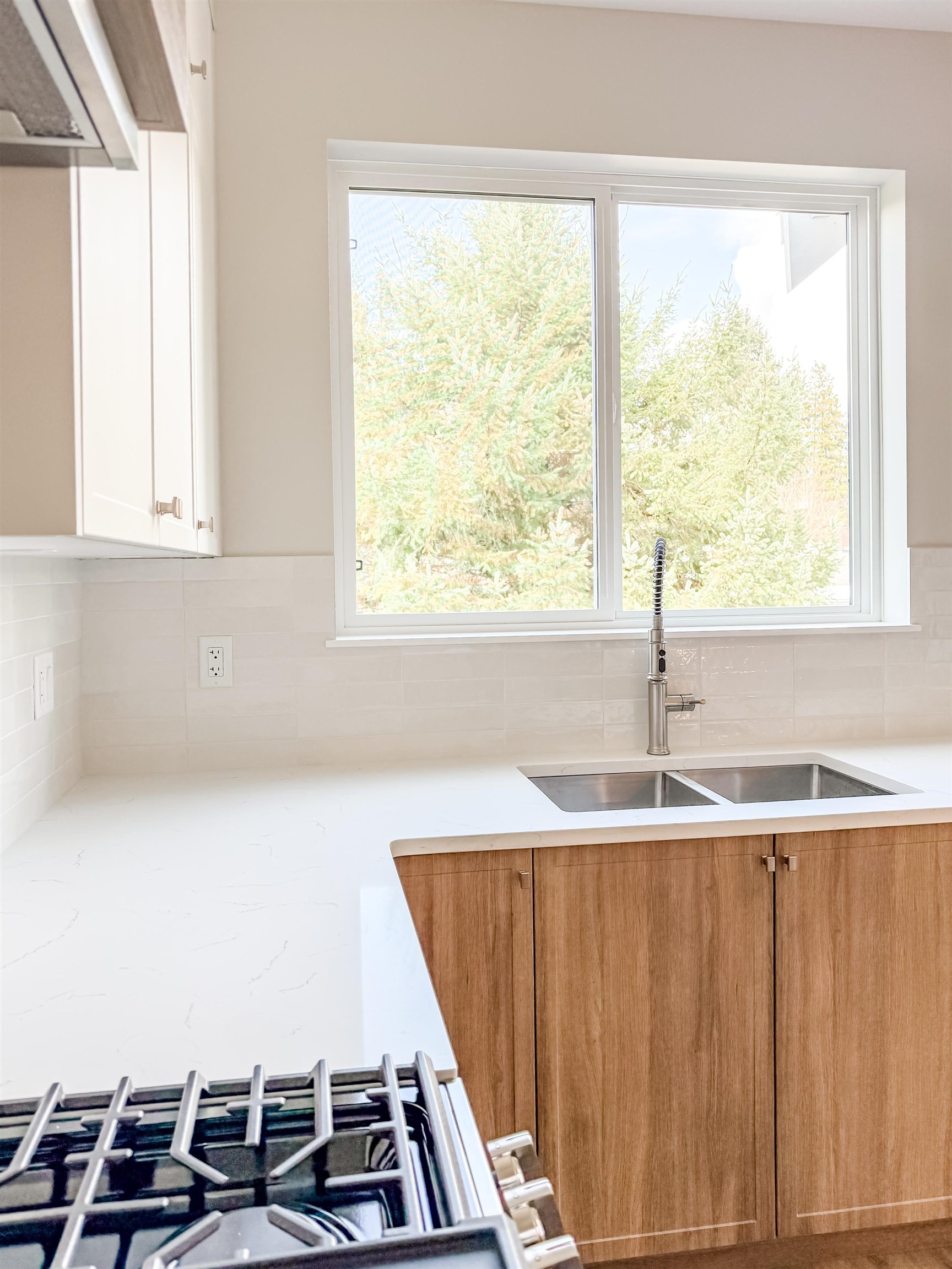 A 31435 121 AVENUE Unit: A
