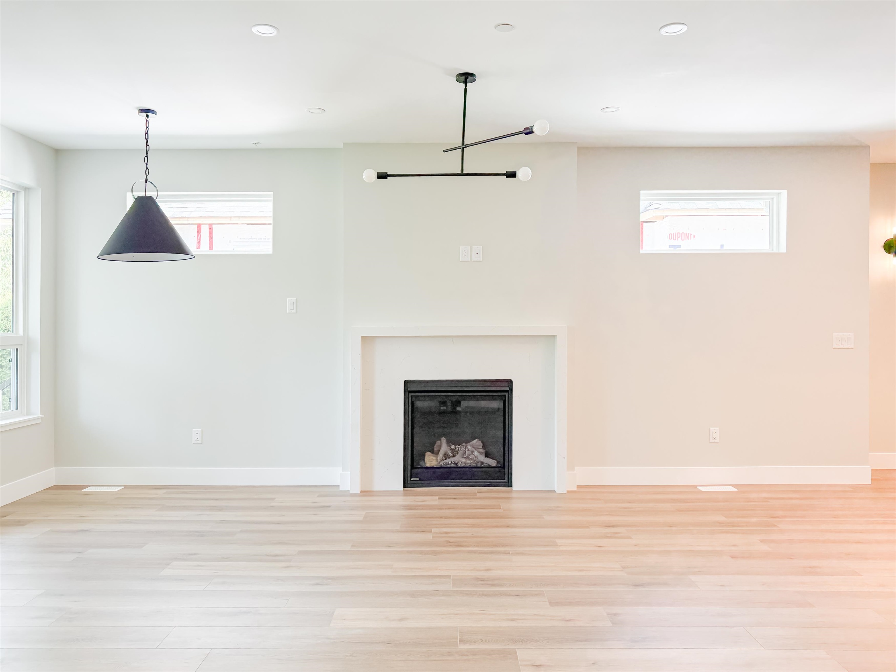 A 31435 121 AVENUE Unit: A