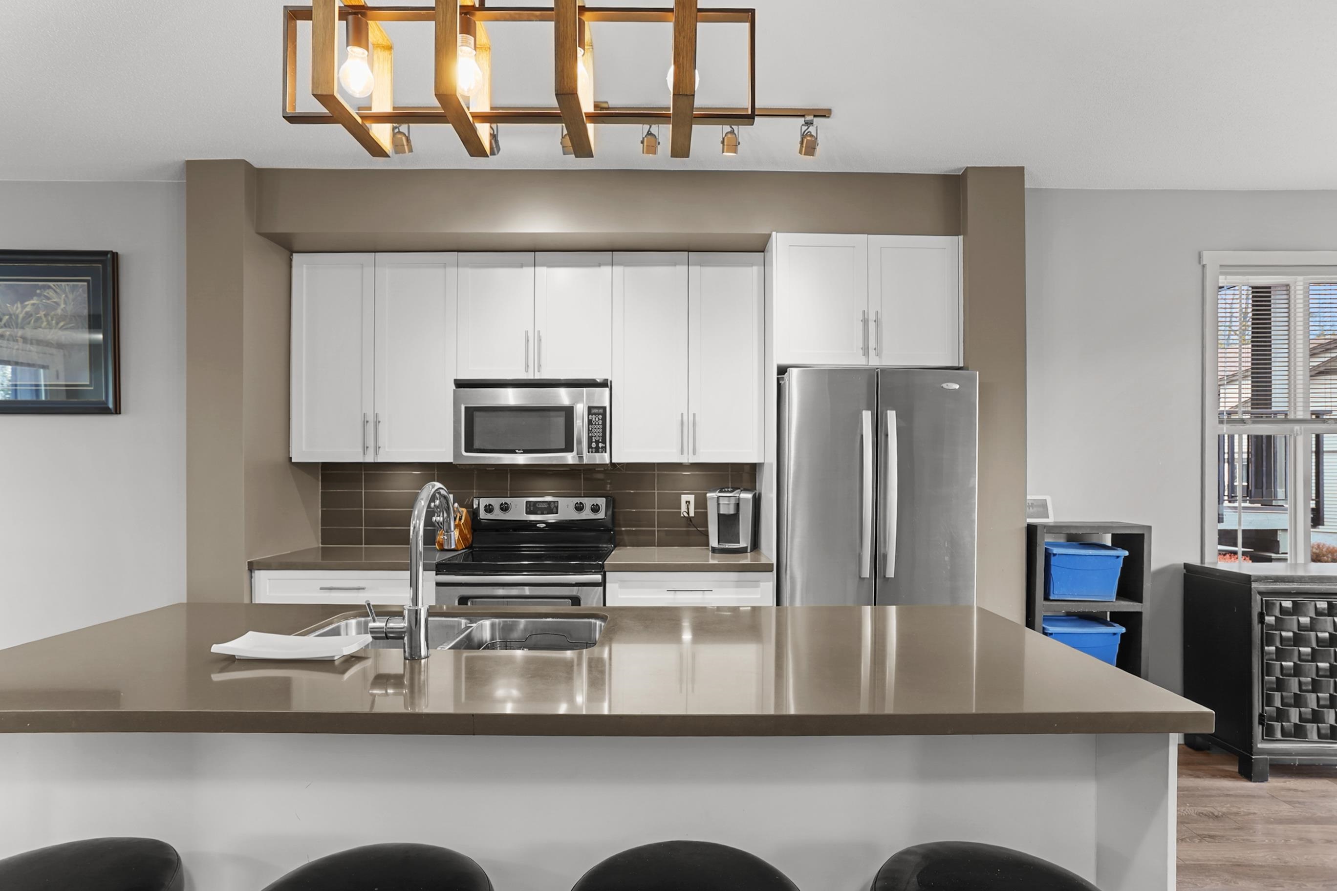 4 11176 GILKER HILL ROAD Unit: 4