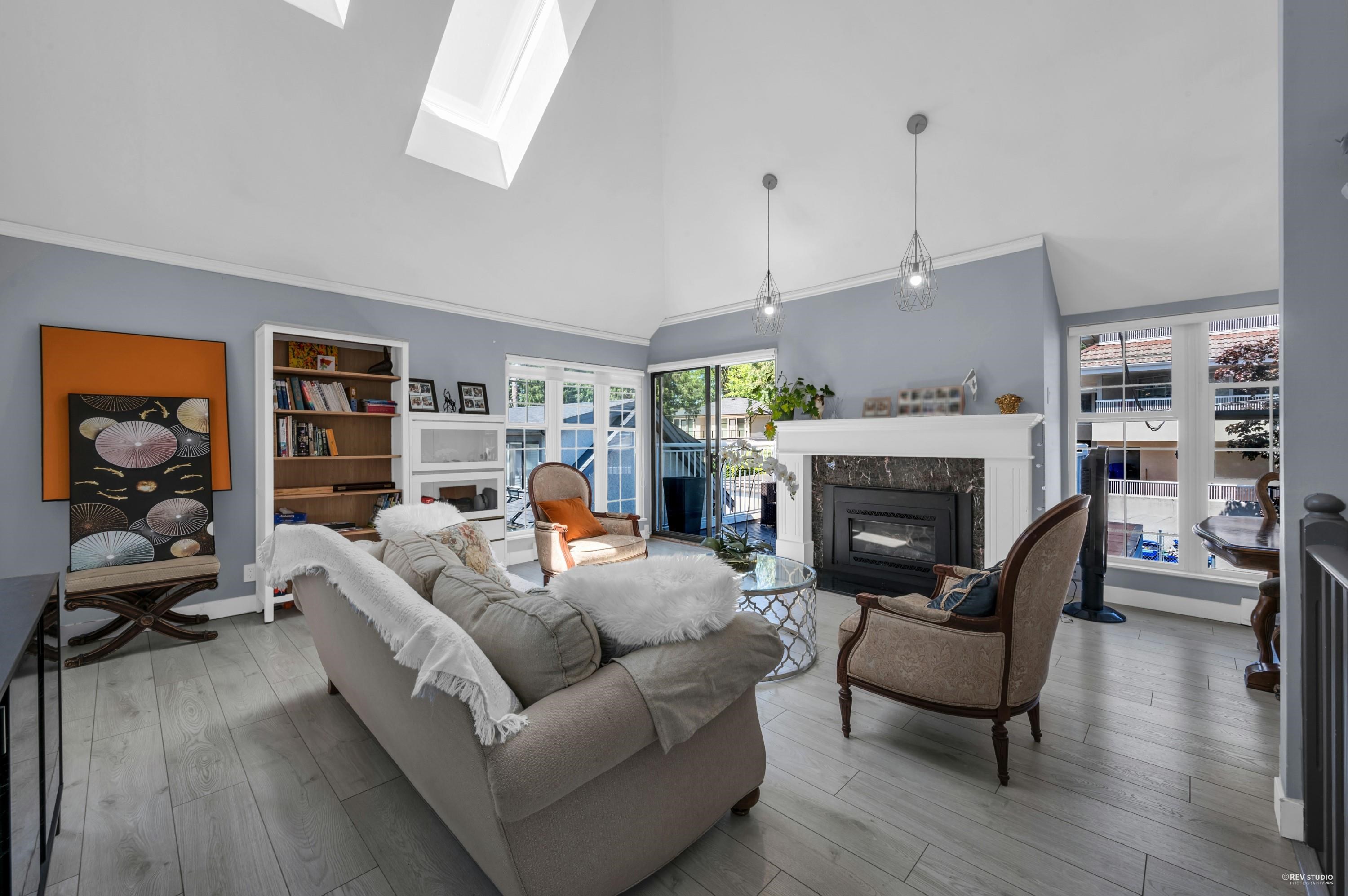 201 3641 W 29TH AVENUE Unit: 201