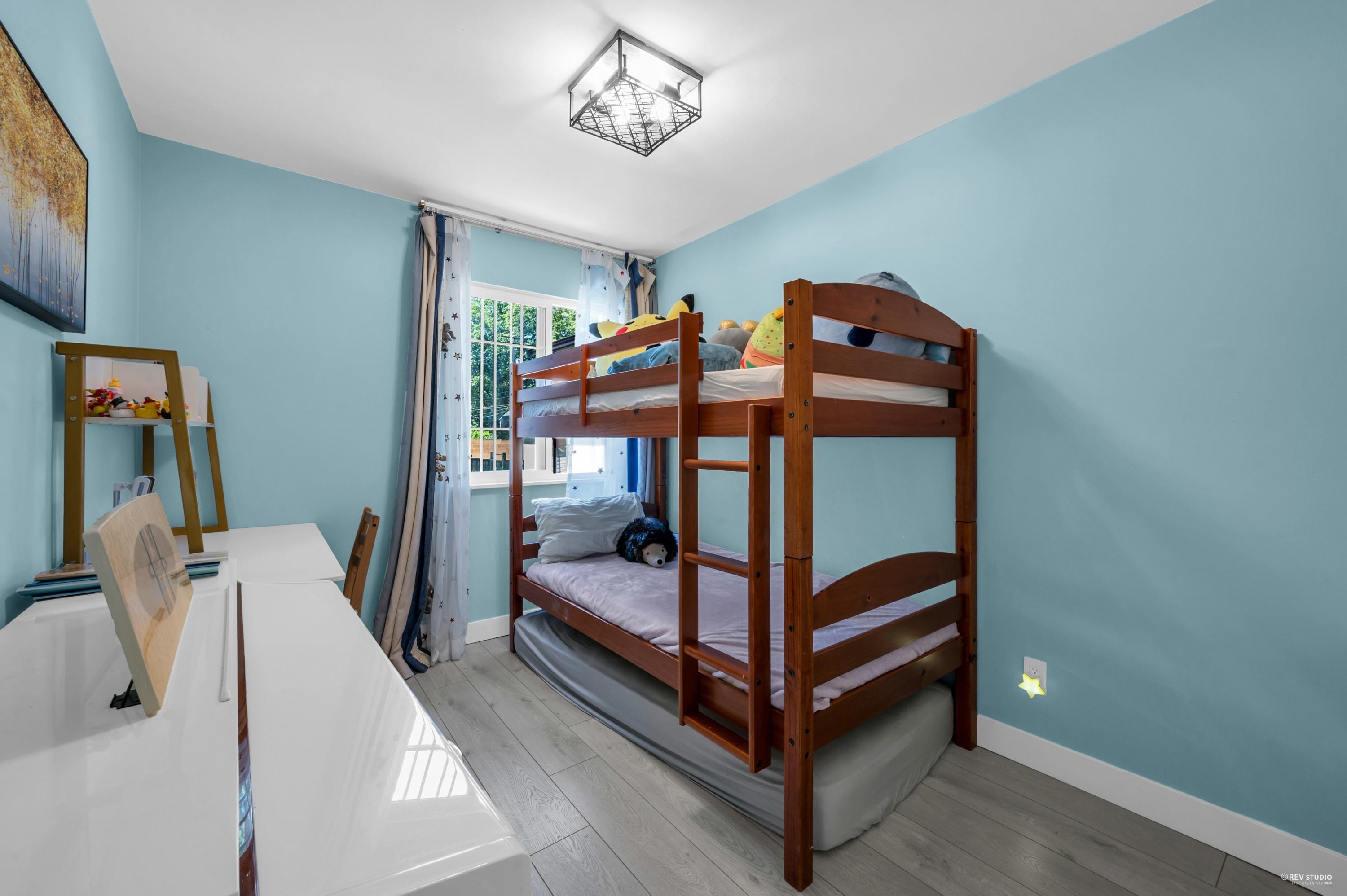 201 3641 W 29TH AVENUE Unit: 201