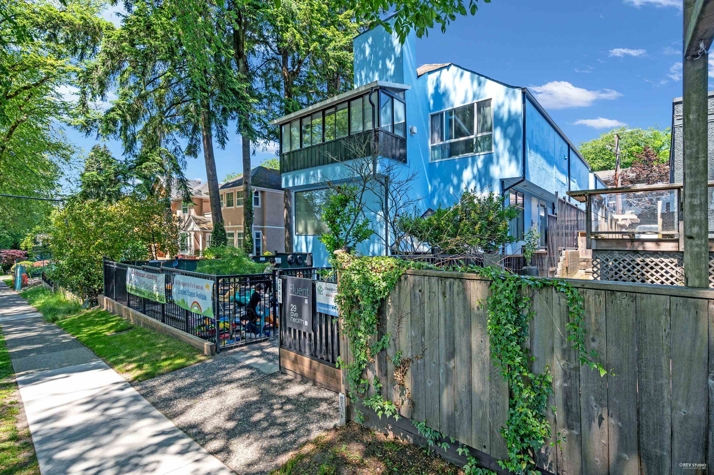 201 3641 W 29TH AVENUE Unit: 201