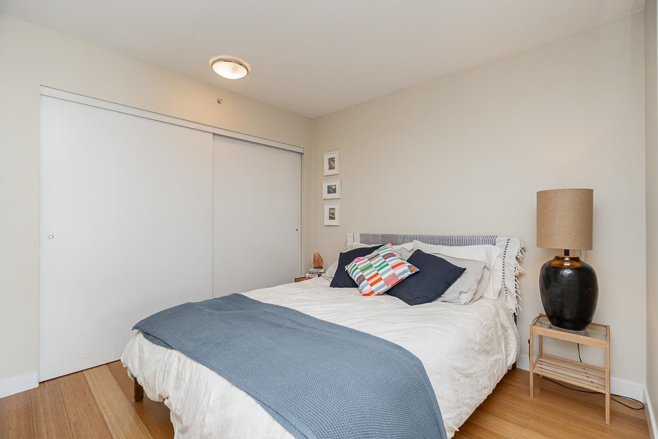 209 718 MAIN STREET Unit: 209