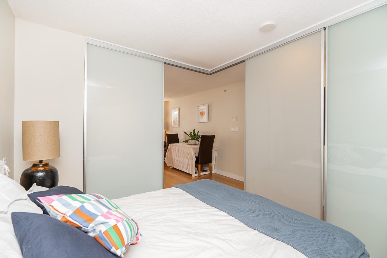209 718 MAIN STREET Unit: 209