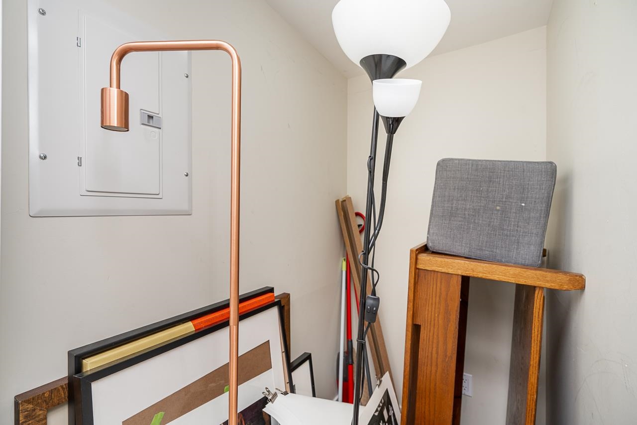 209 718 MAIN STREET Unit: 209