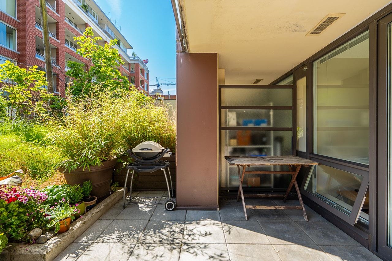 209 718 MAIN STREET Unit: 209