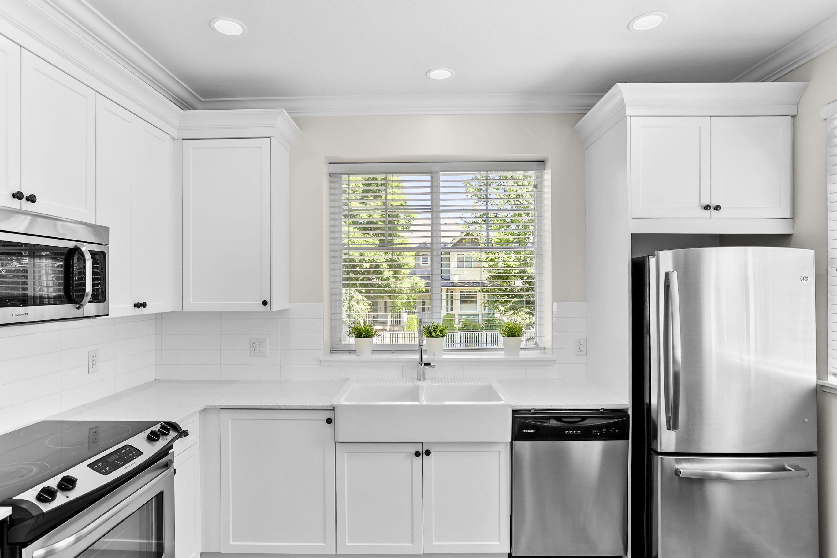 19 19128 65 AVENUE Unit: 19