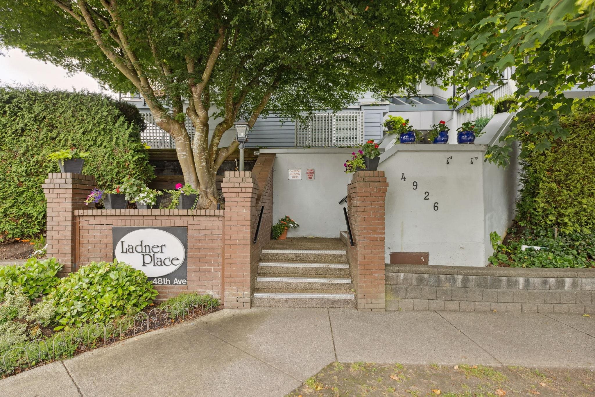 110 4926 48 AVENUE Unit: 110