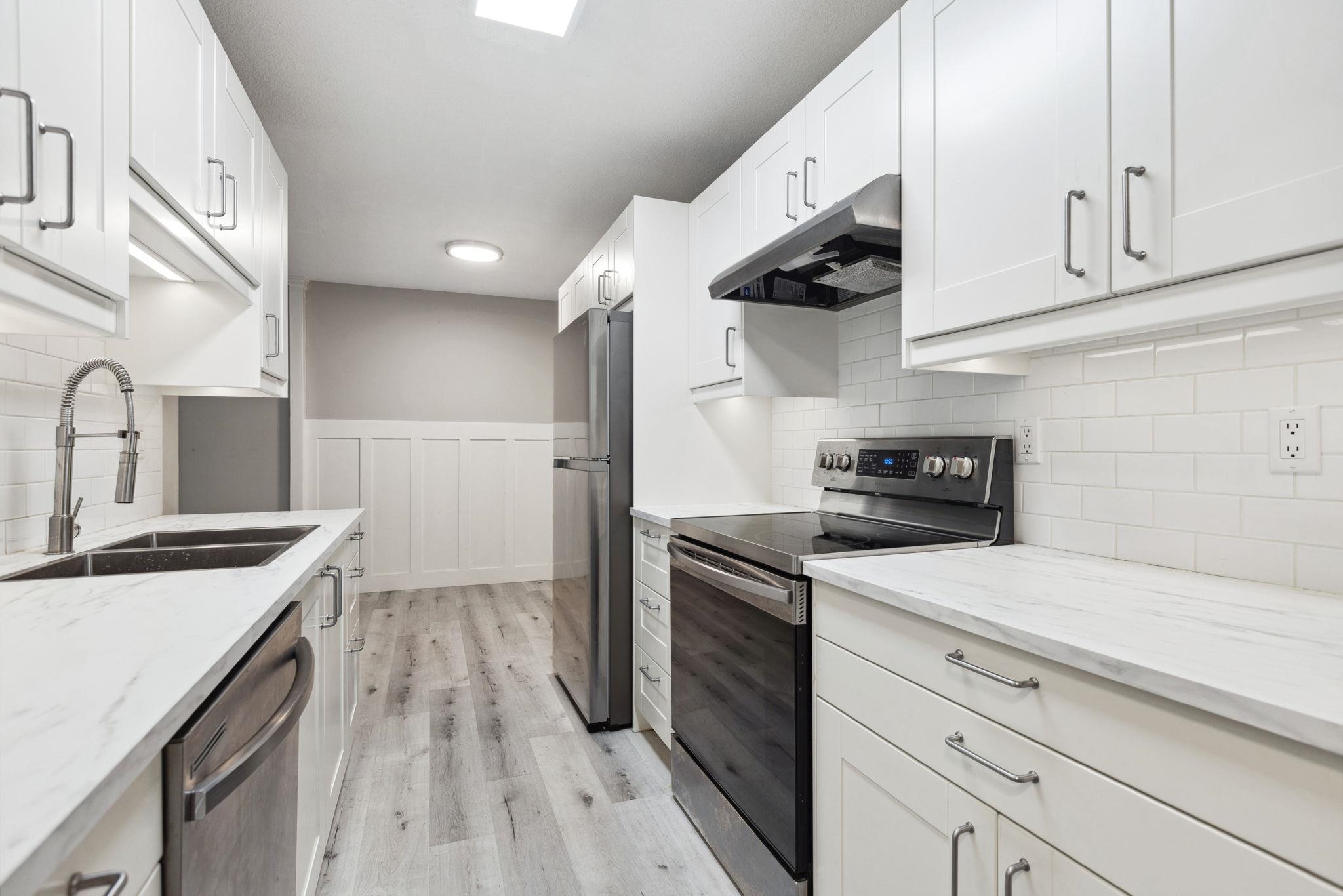 110 4926 48 AVENUE Unit: 110